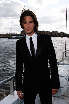 Ben Barnes pic #295365