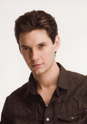 Ben Barnes pic #656132