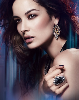 photo 17 in Berenice Marlohe gallery [id534195] 2012-09-21 00:00:00