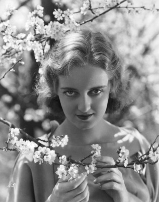 Bette Davis pic #183063