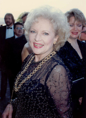Betty White pic #303740