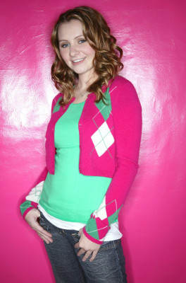 Beverly Mitchell pic #325601