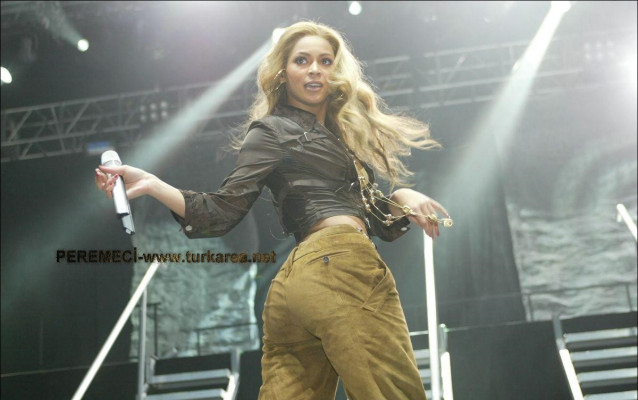 photo 9 in Beyonce Knowles gallery [id25343] -0001-11-30 00:00:00