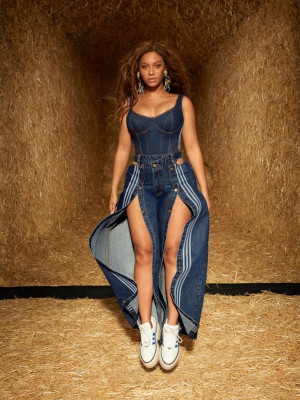 photo 22 in Beyonce Knowles gallery [id1265674] 2021-08-23 00:00:00