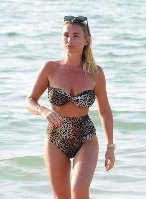 photo 3 in Billie Faiers gallery [id1081570] 2018-11-12 00:00:00