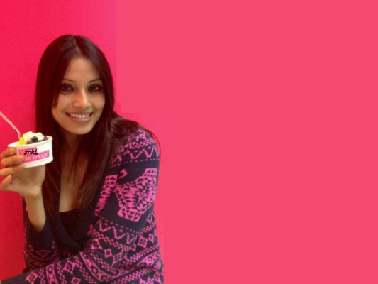 photo 13 in Bipasha Basu gallery [id505145] 2012-07-02 00:00:00