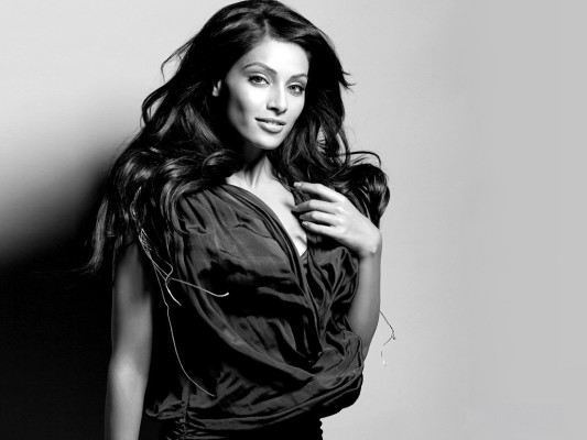 photo 4 in Bipasha Basu gallery [id557810] 2012-11-30 00:00:00