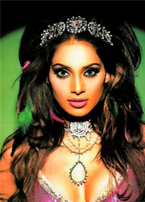 Bipasha Basu pic #100405