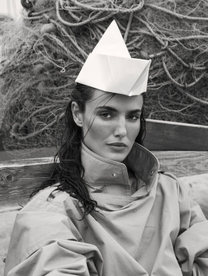 Blanca Padilla for Harper Bazaar Greece 07.25