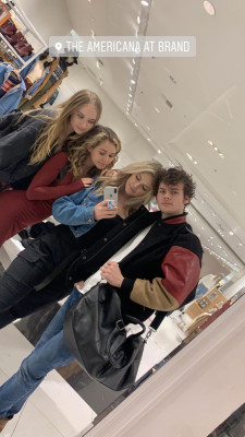 photo 25 in Brec Bassinger gallery [id1081417] 2018-11-12 00:00:00