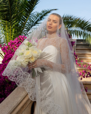 Bregje Heinen at Lake Como Wedding by Emina & Vladan Gavric