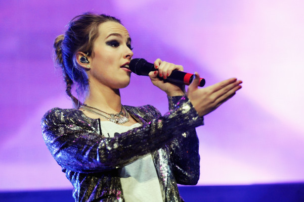 Bridgit Mendler pic #604632