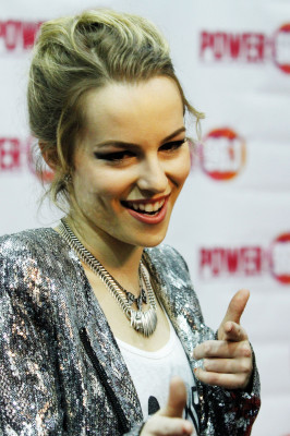 photo 16 in Bridgit Mendler gallery [id604618] 2013-05-21 00:00:00