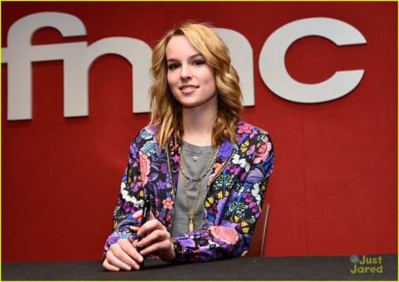 photo 4 in Bridgit Mendler gallery [id666422] 2014-02-04 00:00:00