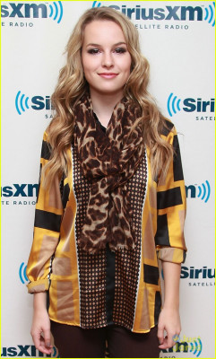 Bridgit Mendler pic #666240