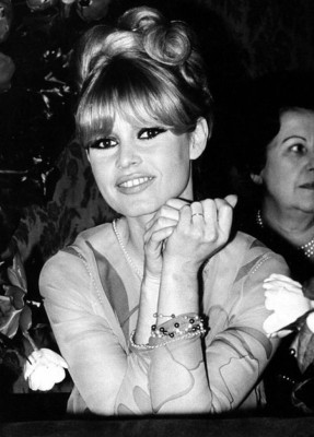 photo 24 in Brigitte Bardot gallery [id161711] 2009-06-09 00:00:00