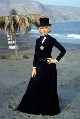 photo 20 in Brigitte Bardot gallery [id79713] -0001-11-30 00:00:00