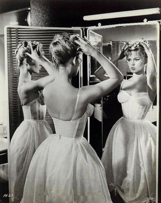 photo 15 in Brigitte Bardot gallery [id170474] 2009-07-13 00:00:00