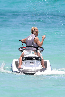 photo 27 in Britney Spears gallery [id1042951] 2018-06-08 00:00:00