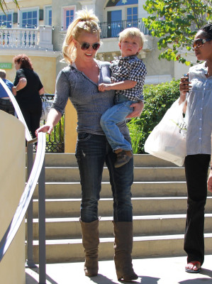 photo 28 in Britney Spears gallery [id549762] 2012-11-10 00:00:00