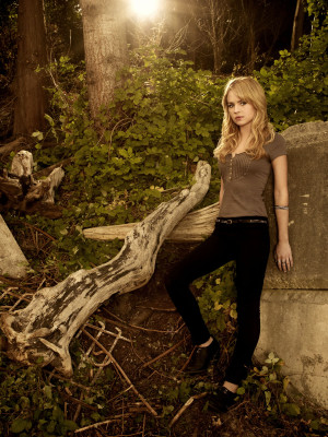 Brittany Robertson pic #491698