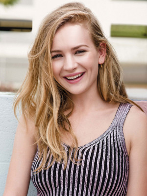 Brittany Robertson pic #772905