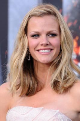 Brooklyn Decker pic #490300