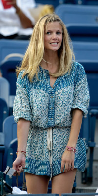Brooklyn Decker pic #529478