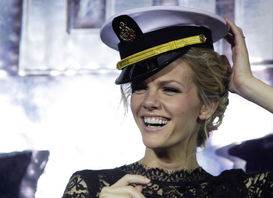 Brooklyn Decker pic #472735