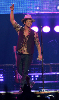 Bruno Mars pic #629606