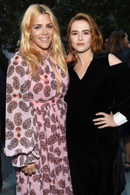 photo 5 in Busy Philipps gallery [id1034780] 2018-05-08 00:00:00