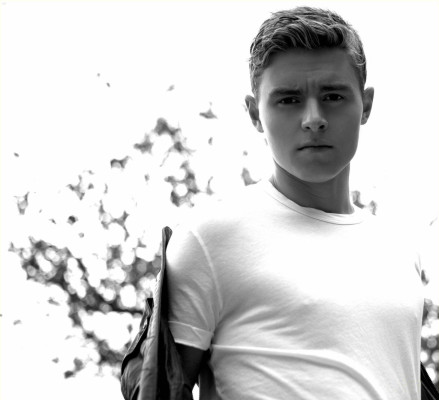 Callan McAuliffe pic #477905