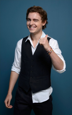 Callan McAuliffe pic #647206