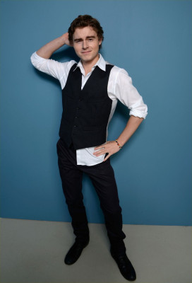 Callan McAuliffe pic #647221
