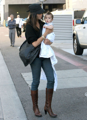 photo 13 in Camila Alves gallery [id643040] 2013-10-29 00:00:00