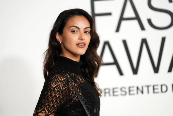 Camila Mendes pic #1338319