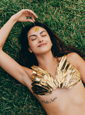 Camila Mendes pic #1351326