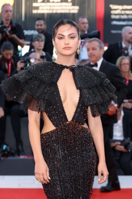 Camila Mendes pic #1310492