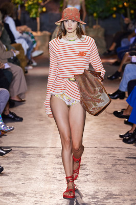 photo 16 in Camille Hurel gallery [id1236747] 2020-10-23 00:00:00