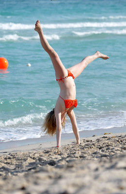 Candice Accola pic #684673