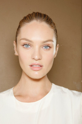 Candice Swanepoel pic #409666