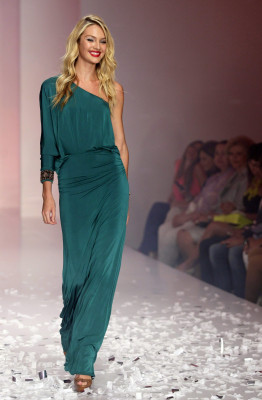 Candice Swanepoel pic #527947