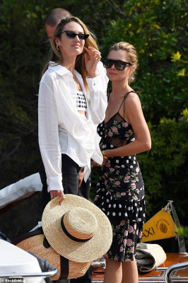 Candice Swanepoel pic #1174220