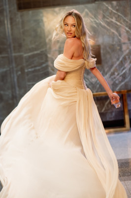 Candice Swanepoel pic #1371378