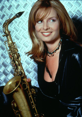 photo 4 in Candy Dulfer gallery [id9078] -0001-11-30 00:00:00