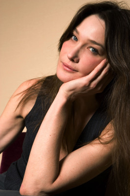 Carla Bruni pic #564611