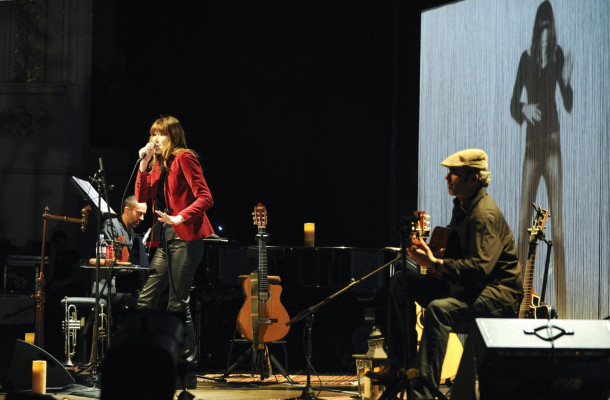 Carla Bruni pic #682644