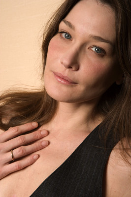 Carla Bruni pic #564615