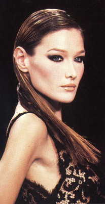 Carla Bruni pic #133845