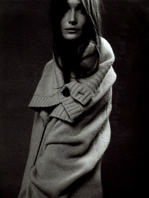 Carla Bruni pic #6844